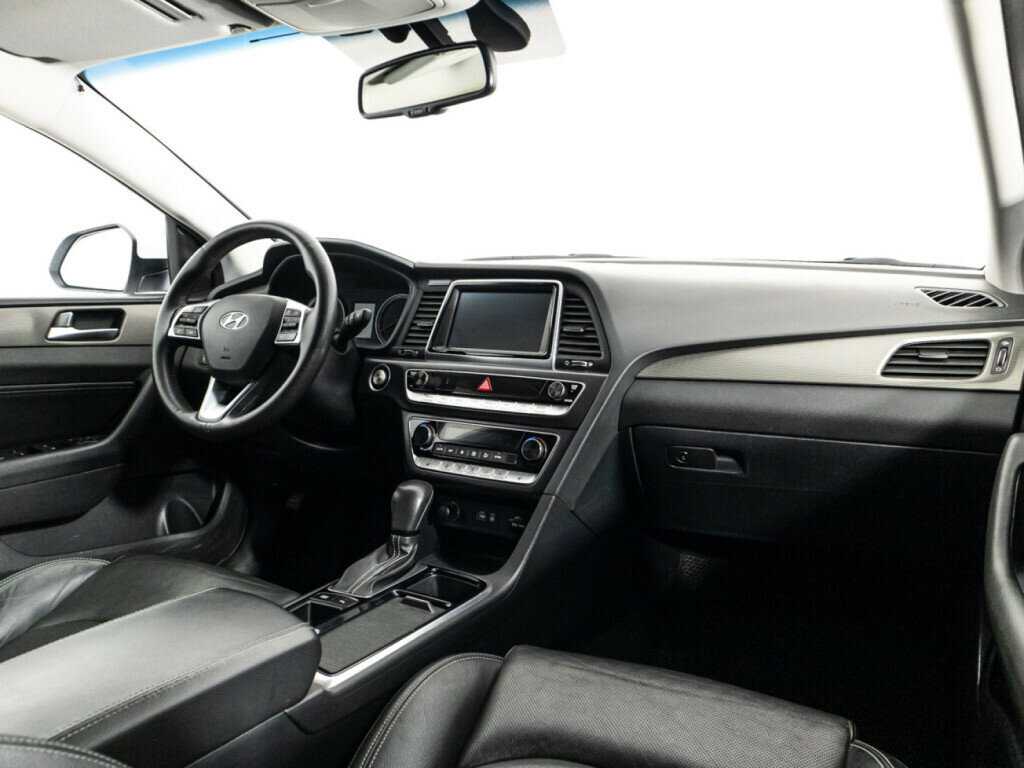 Купить Hyundai Sonata, 2019, 66 693 км.. Фото: #8