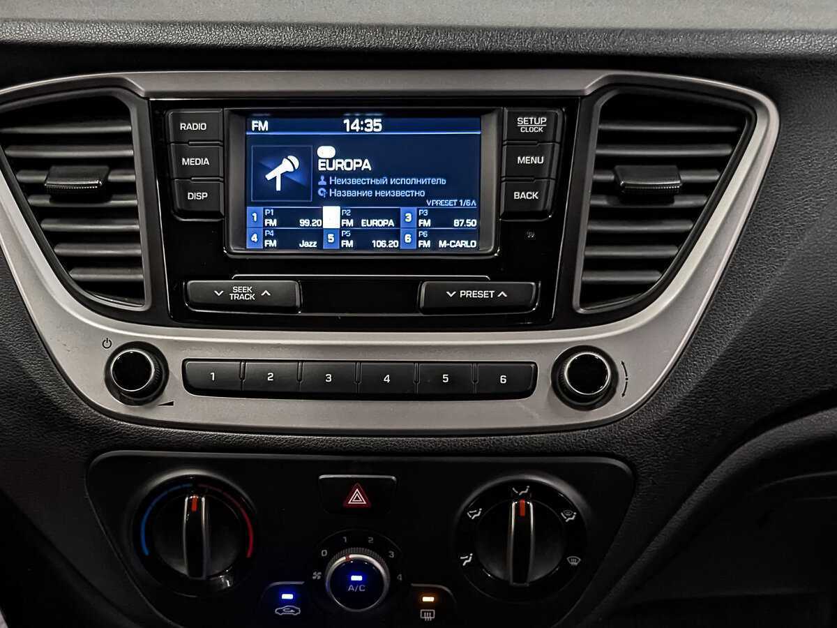 Купить Hyundai Solaris, 2018, 59 228 км.. Фото: #16