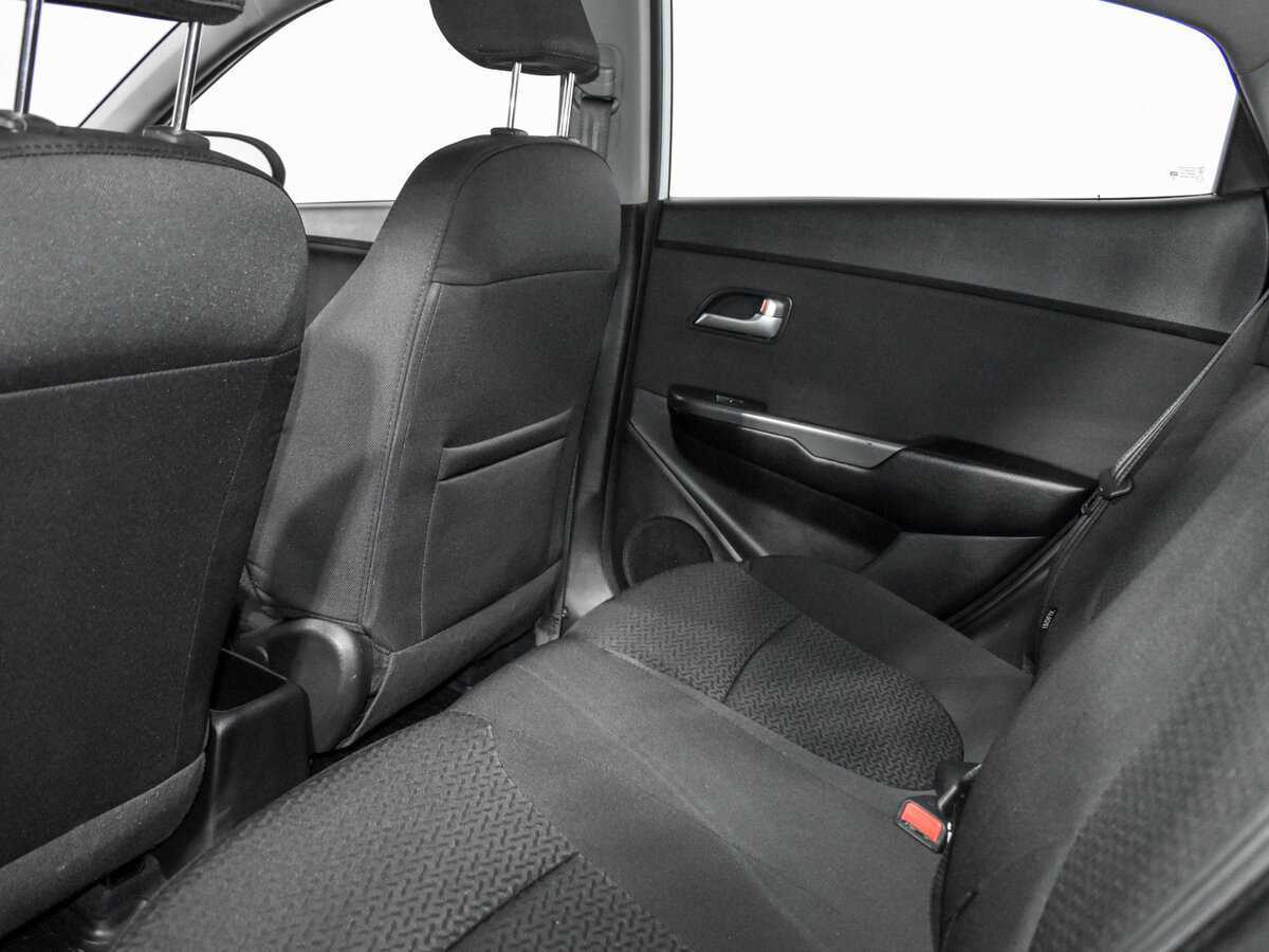 Купить Kia Rio, 2016, 76 280 км.. Фото: #16