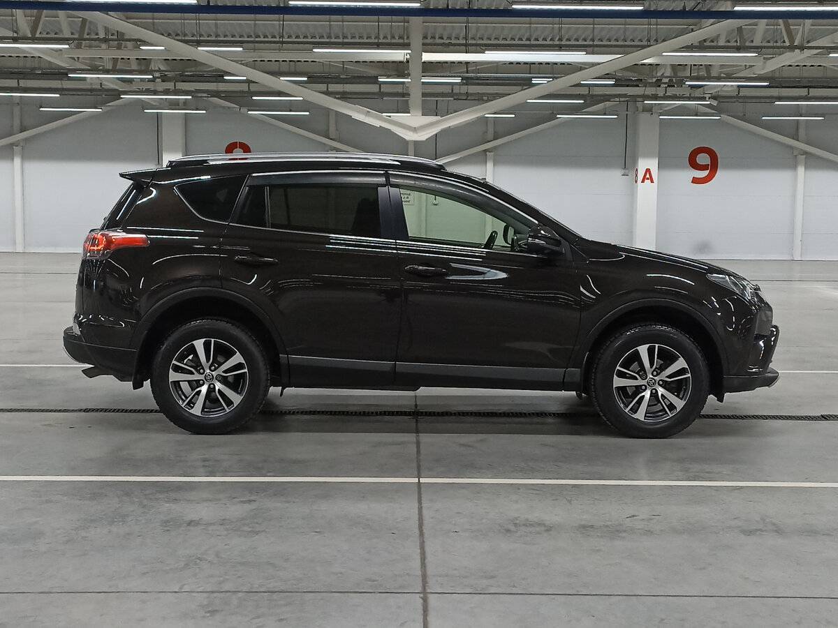 Купить Toyota RAV4, 2016, 221 837 км.. Фото: #3