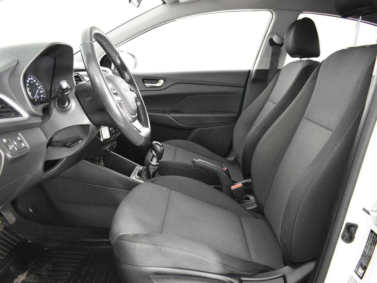 Купить Hyundai Solaris, 2018, 120 071 км.. Фото: #9