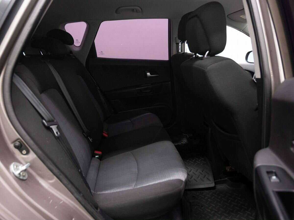 Купить Kia Ceed, 2012, 207 297 км.. Фото: #9