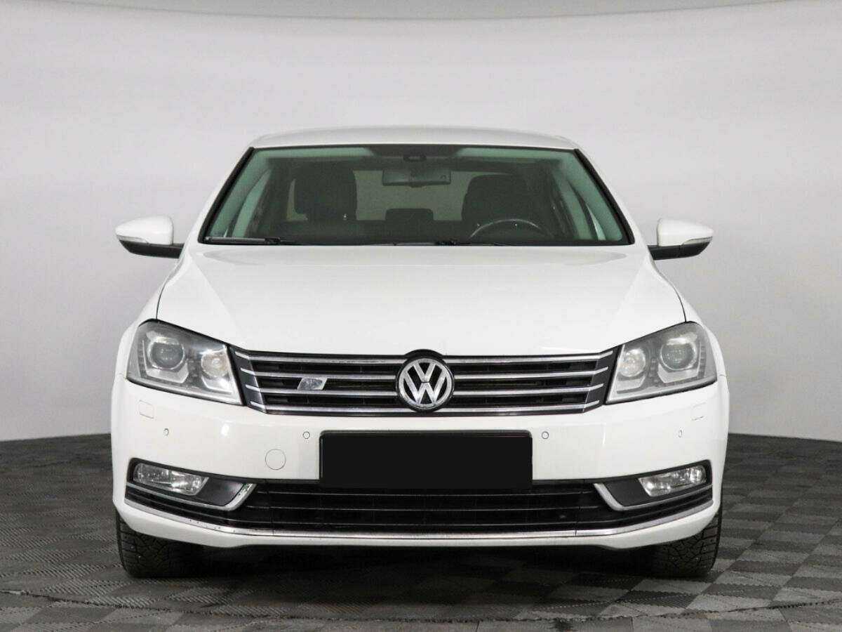 Купить Volkswagen Passat, 2013, 121 557 км.. Фото: #1