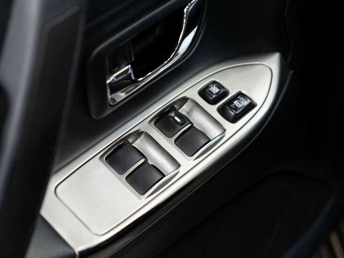 Купить Mitsubishi Pajero, 2012, 235 000 км.. Фото: #14