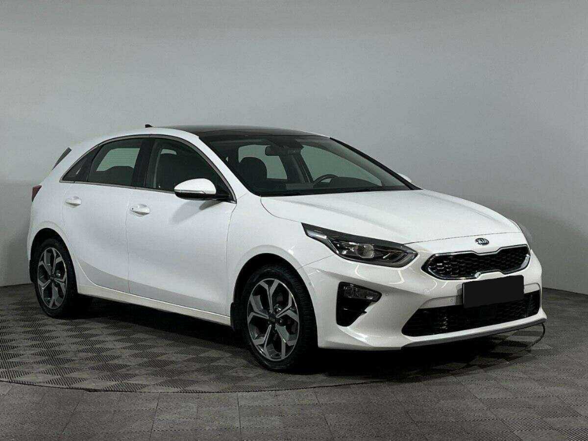 Купить Kia Ceed, 2018, 35 001 км.. Фото: #2