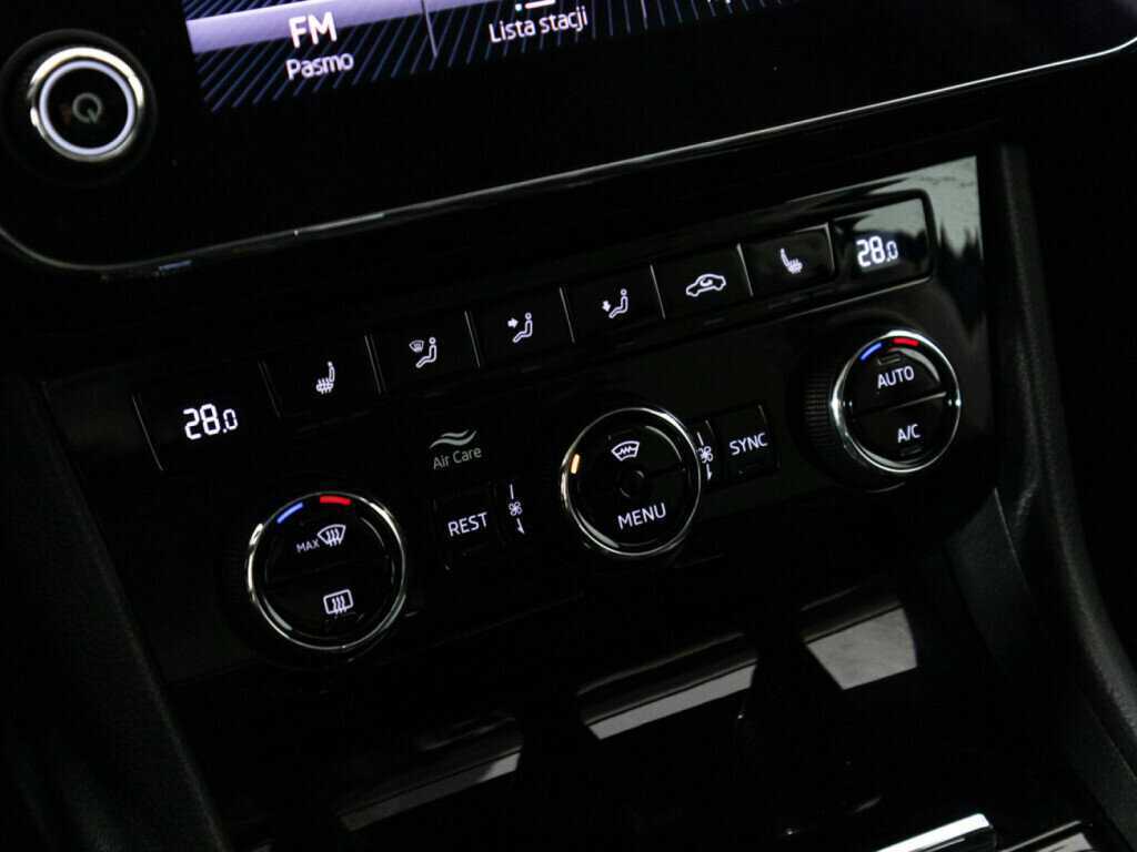 Купить Skoda Superb, 2018, 112 657 км.. Фото: #16