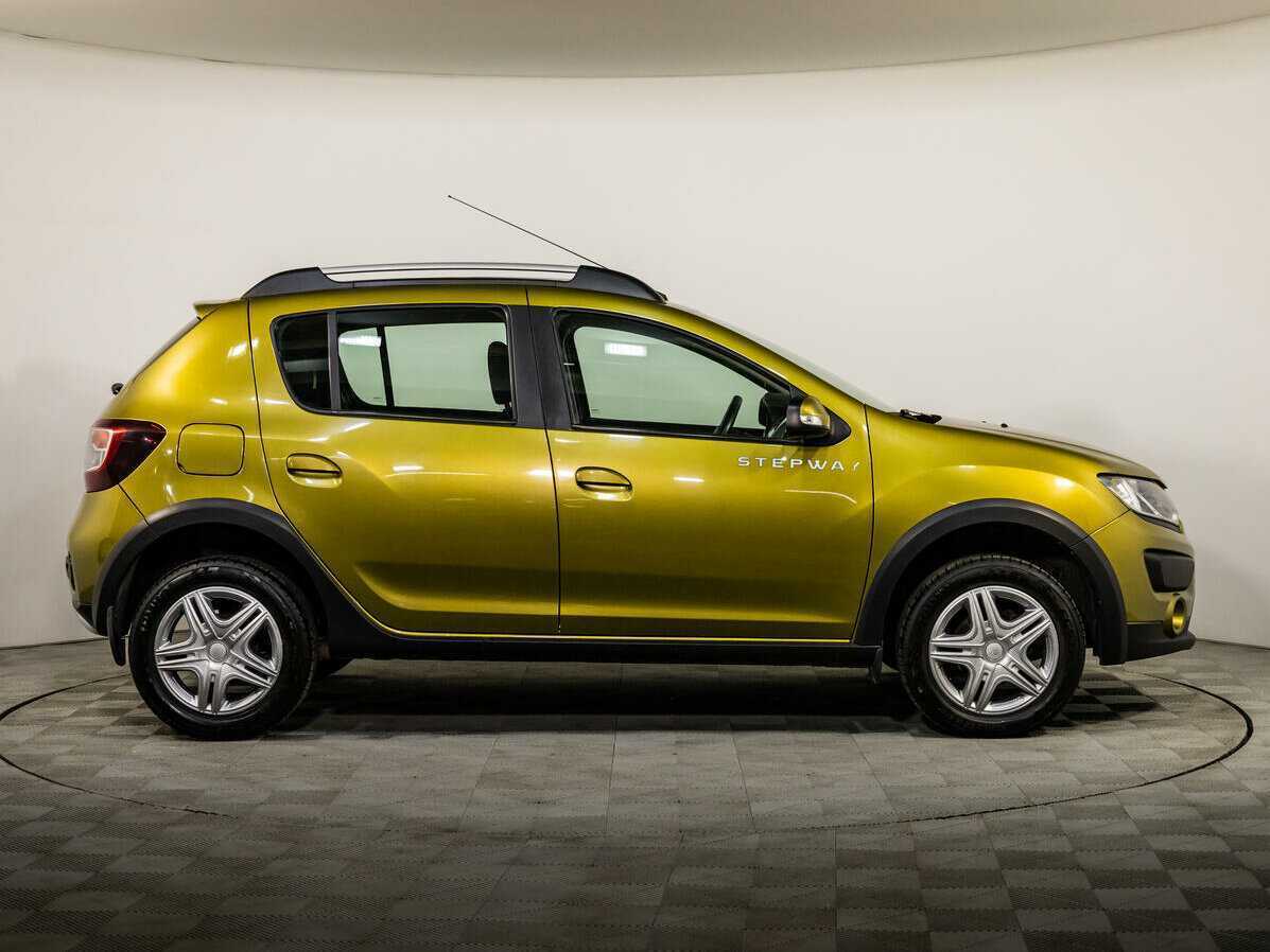 Купить Renault Sandero, 2017, 99 421 км.. Фото: #2