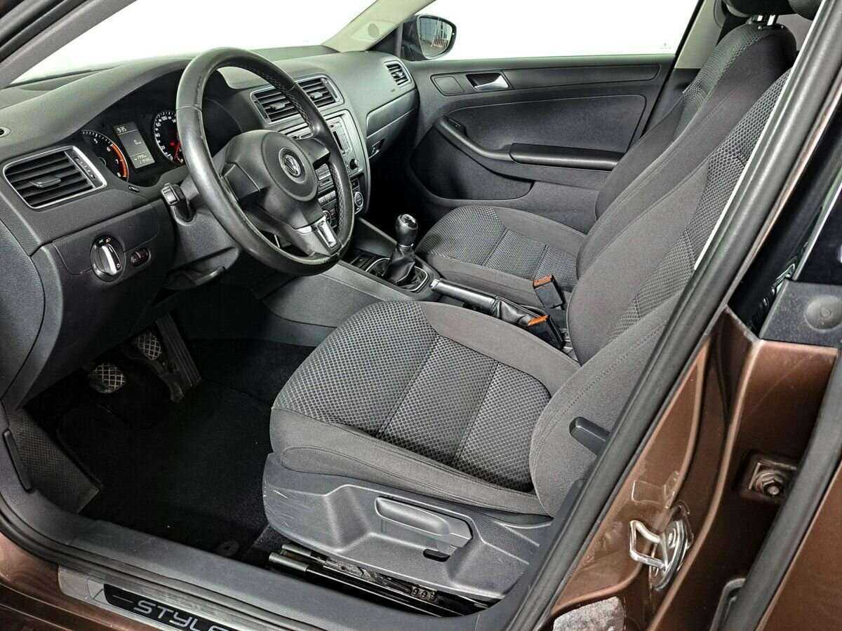 Купить Volkswagen Jetta, 2014, 219 500 км.. Фото: #13