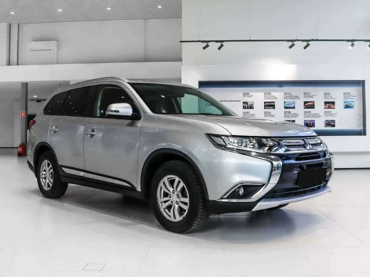 Купить Mitsubishi Outlander, 2016, 129 264 км.. Фото: #2