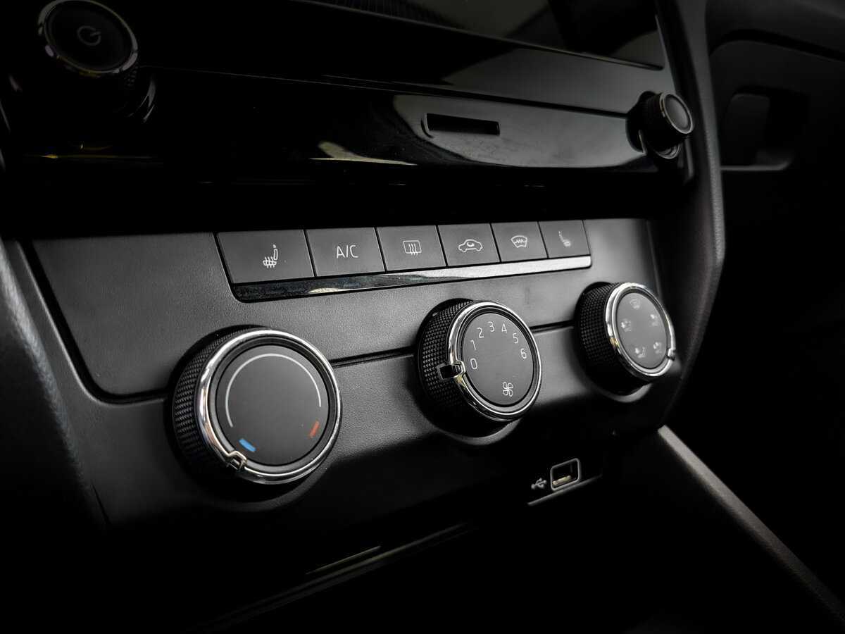 Купить Skoda Octavia, 2019, 50 560 км.. Фото: #20