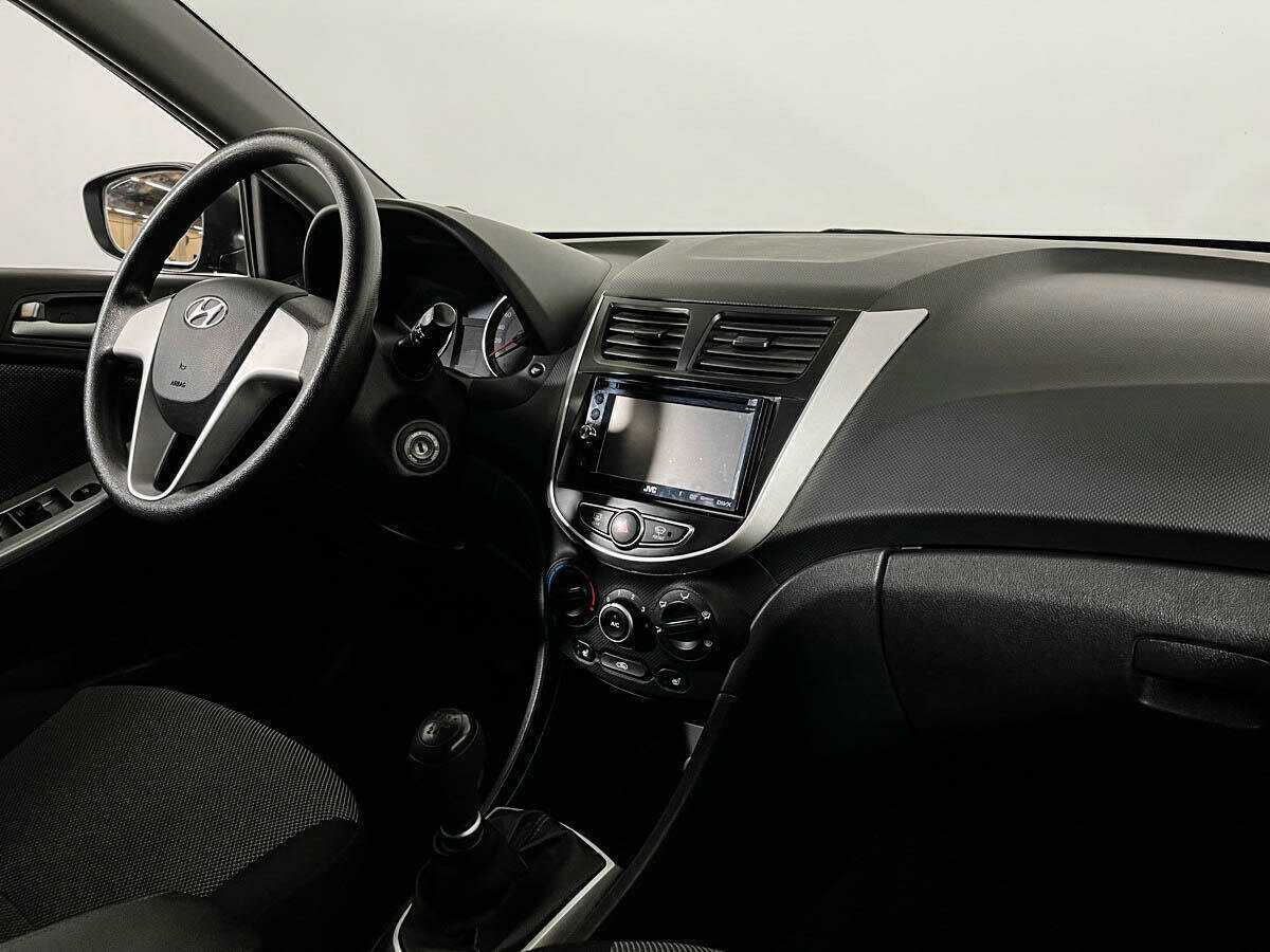 Купить Hyundai Solaris, 2012, 67 774 км.. Фото: #8