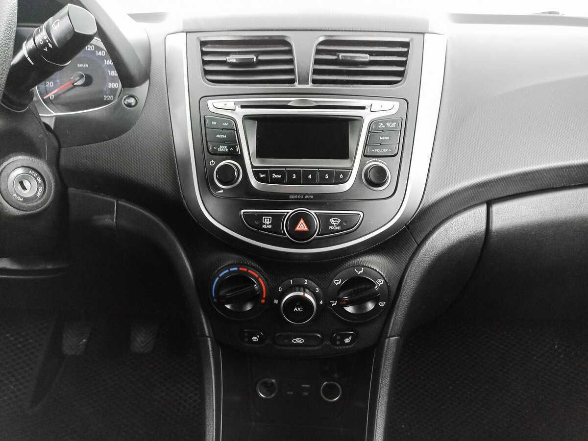 Купить Hyundai Solaris, 2015, 136 002 км.. Фото: #12