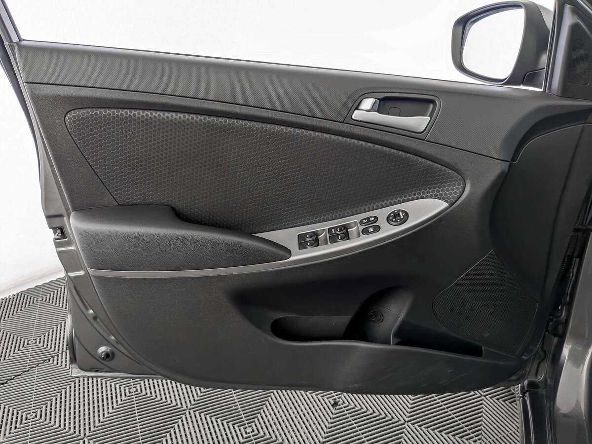 Купить Hyundai Solaris, 2016, 85 596 км.. Фото: #14