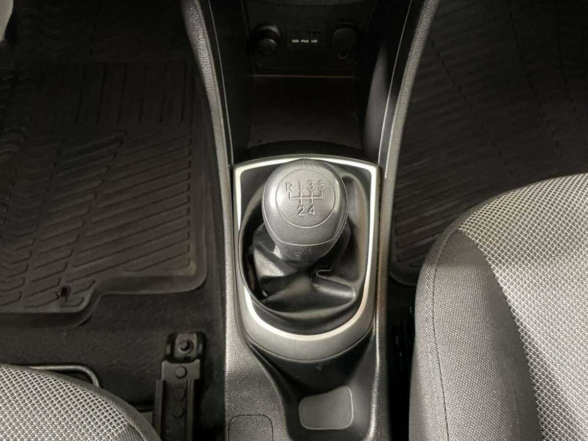 Купить Hyundai Solaris, 2014, 184 610 км.. Фото: #12