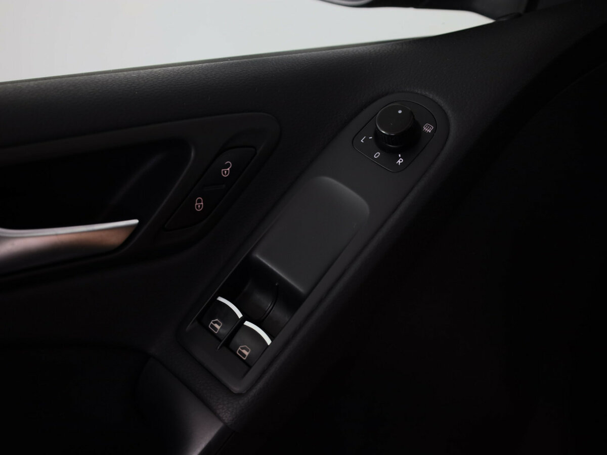 Купить Volkswagen Golf, 2012, 224 813 км.. Фото: #14