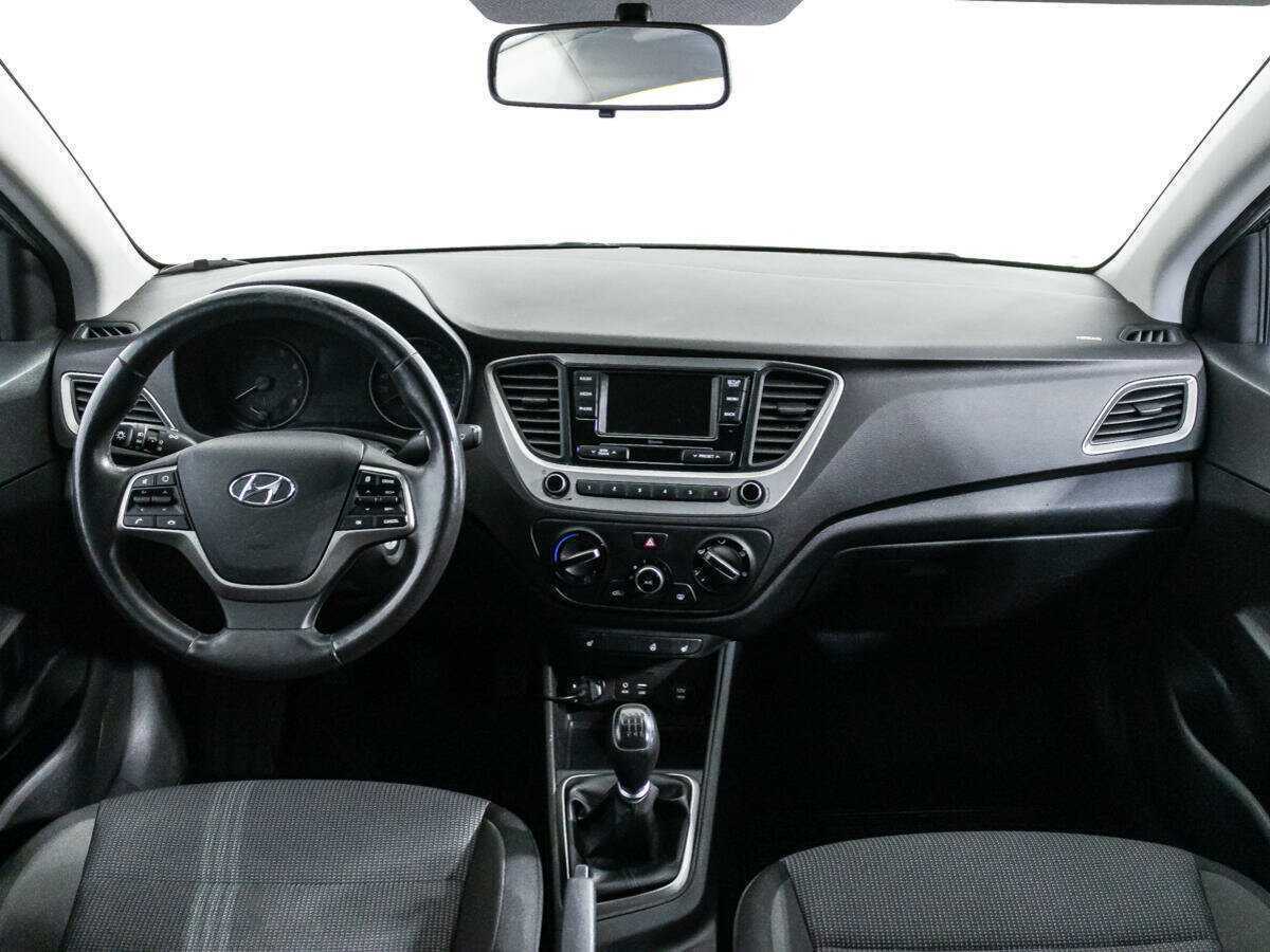 Купить Hyundai Solaris, 2017, 110 097 км.. Фото: #12