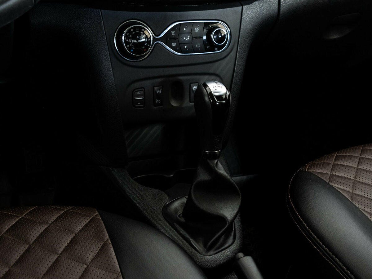 Купить Renault Sandero, 2018, 75 270 км.. Фото: #9