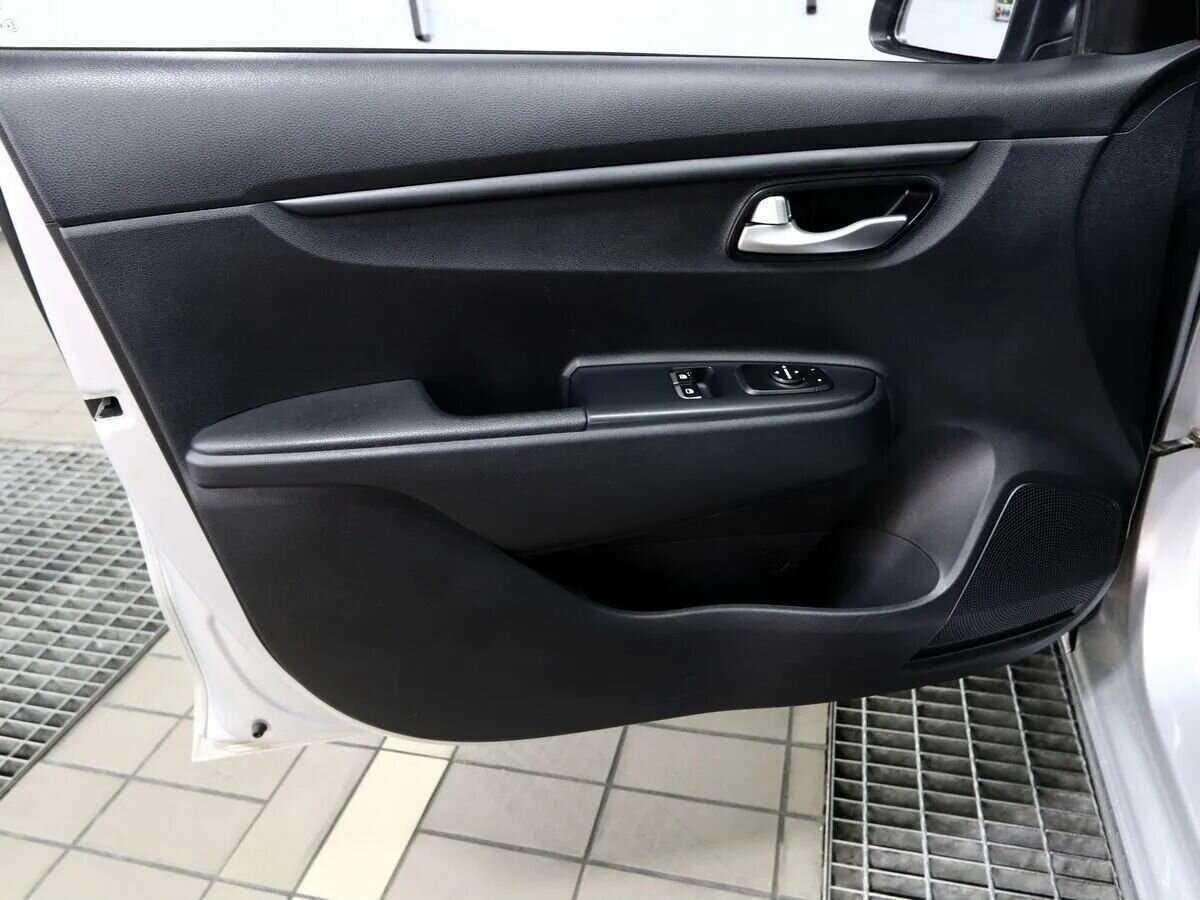 Купить Kia Rio, 2021, 90 000 км.. Фото: #6