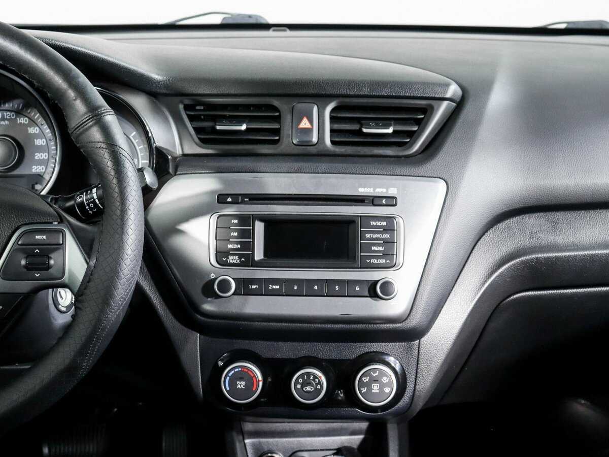 Купить Kia Rio, 2016, 111 779 км.. Фото: #9
