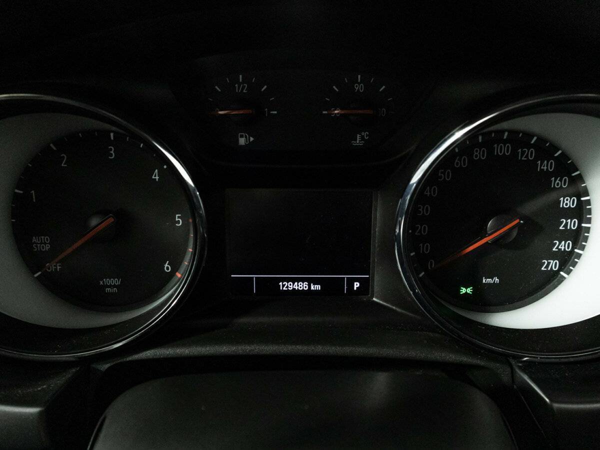 Купить Opel Astra, 2019, 129 160 км.. Фото: #11