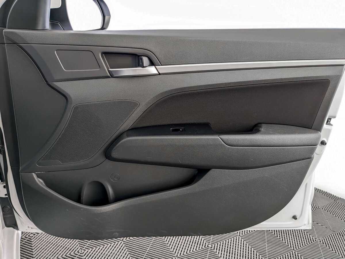 Купить Hyundai Elantra, 2020, 47 171 км.. Фото: #19