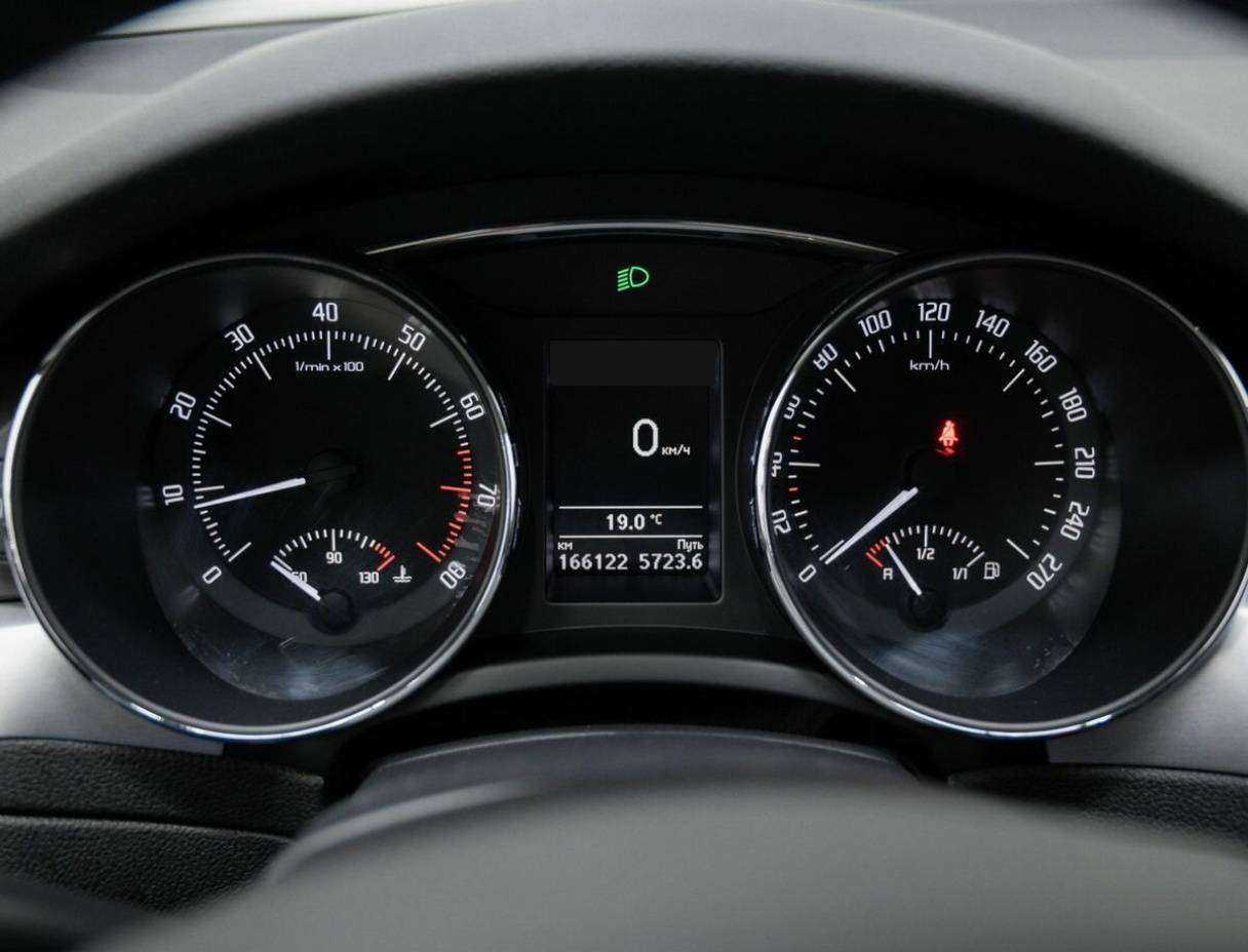 Купить Skoda Superb, 2014, 166 121 км.. Фото: #24