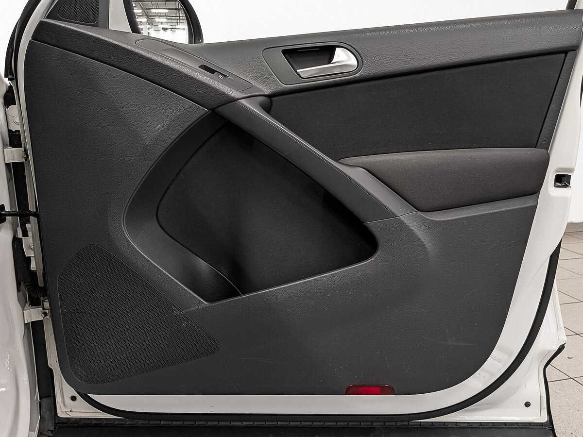 Купить Volkswagen Tiguan, 2013, 126 289 км.. Фото: #22