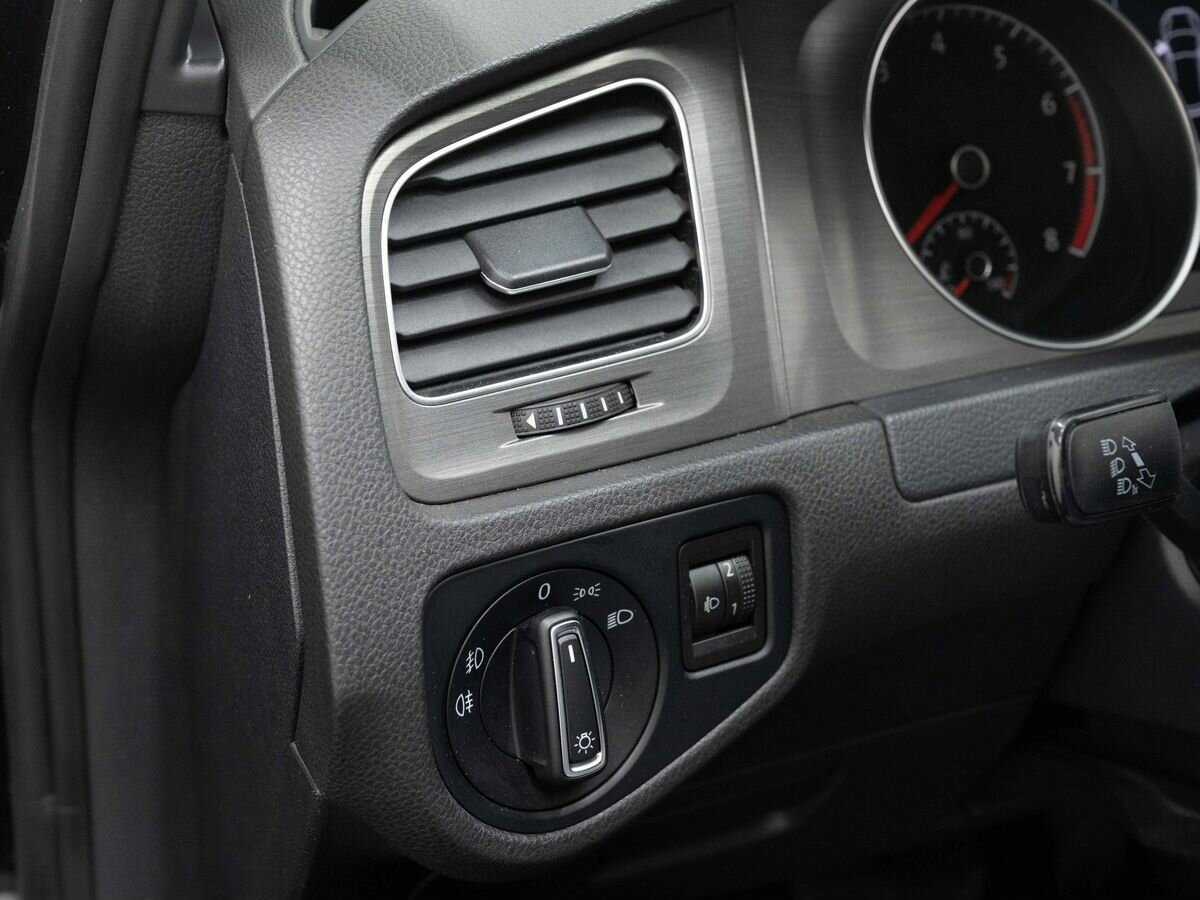 Купить Volkswagen Golf, 2013, 98 712 км.. Фото: #18