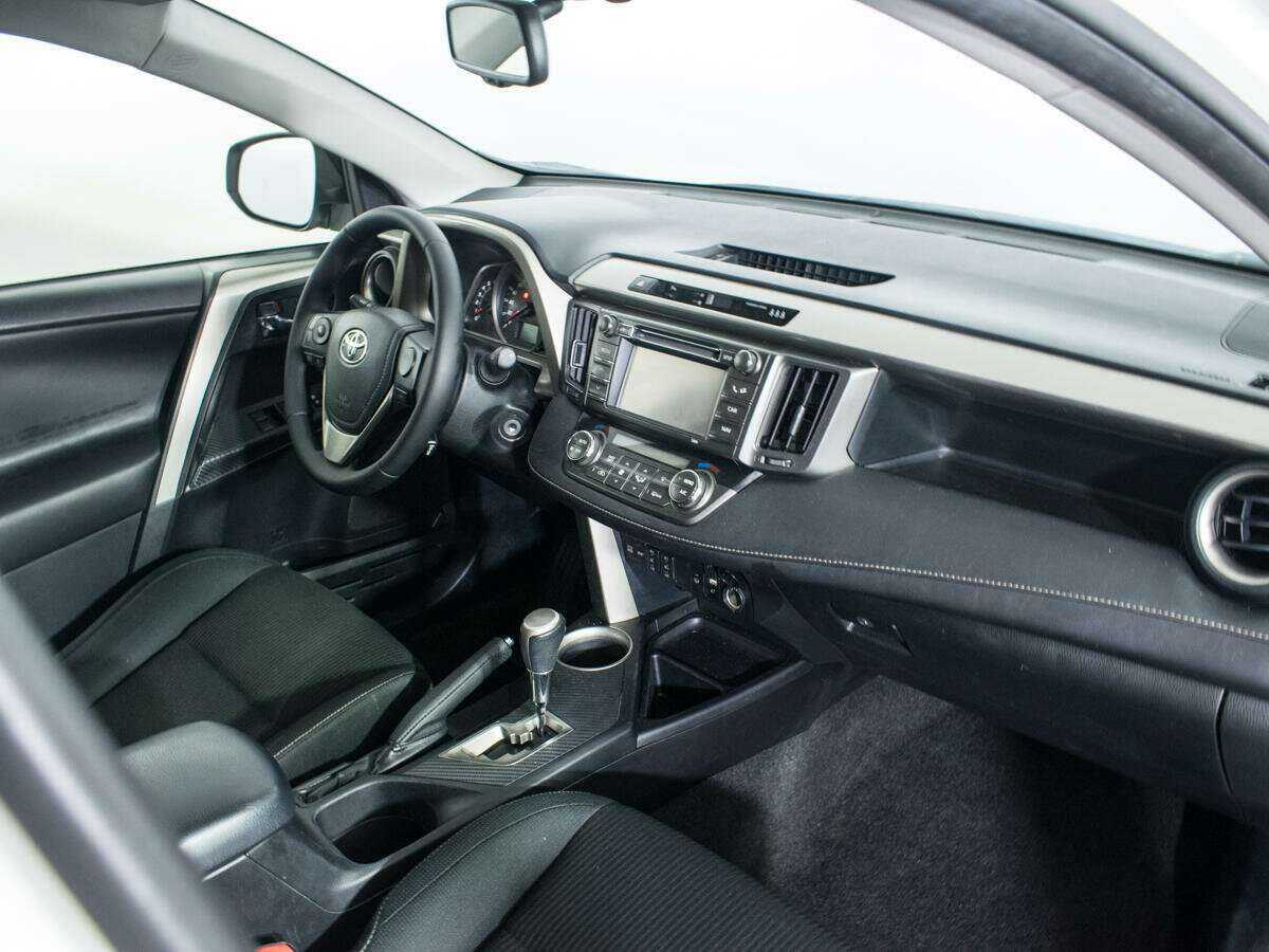 Купить Toyota RAV4, 2013, 156 520 км.. Фото: #6