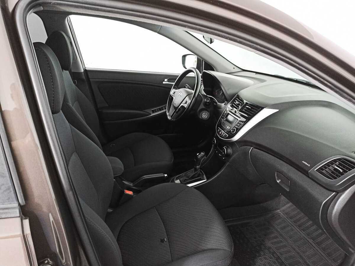 Купить Hyundai Solaris, 2015, 70 454 км.. Фото: #7