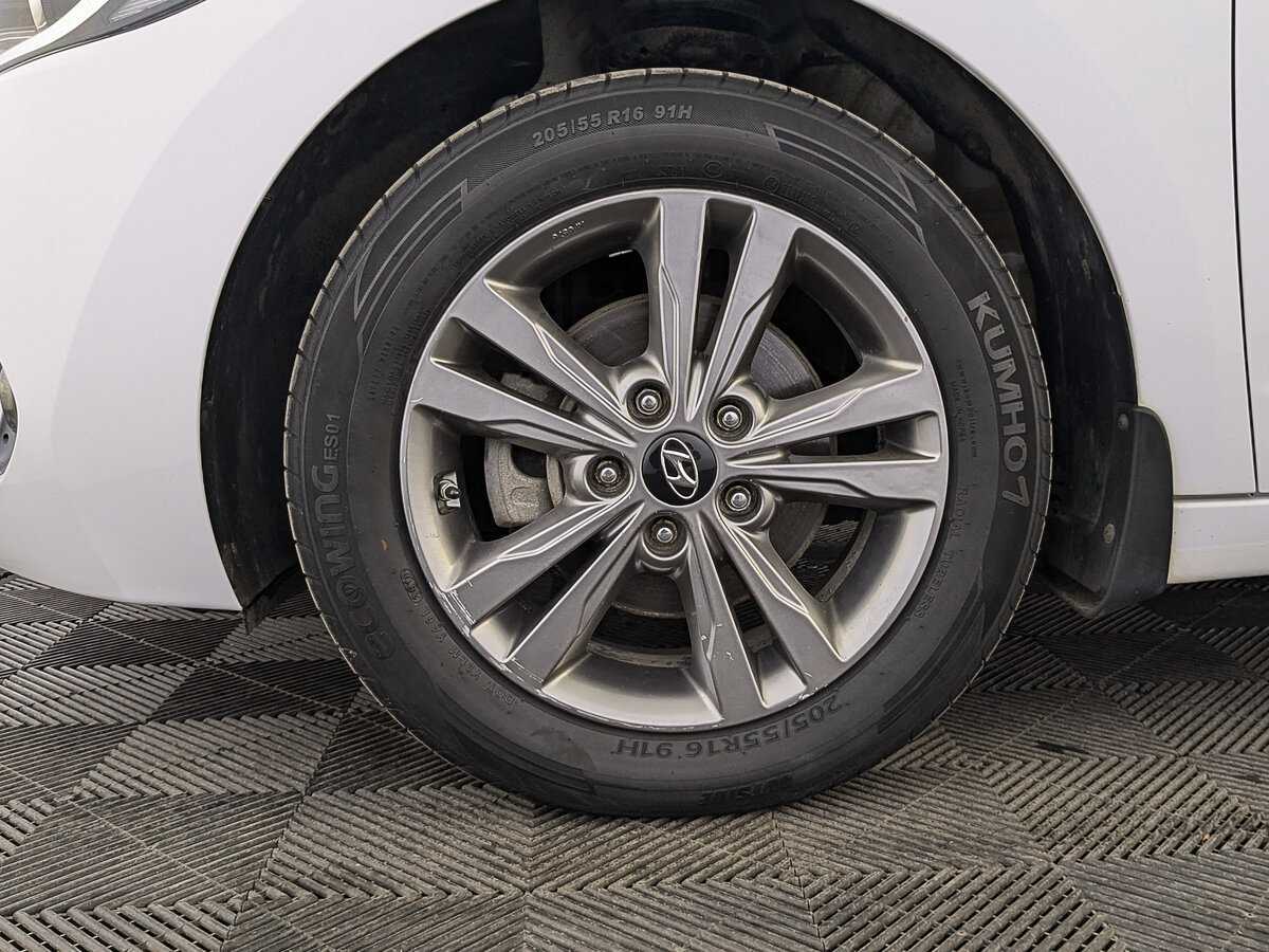 Купить Hyundai Elantra, 2018, 97 532 км.. Фото: #11