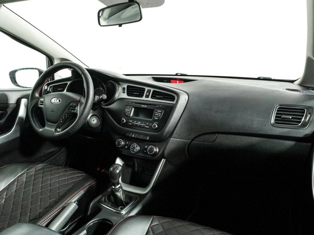 Купить Kia Ceed, 2013, 217 370 км.. Фото: #8