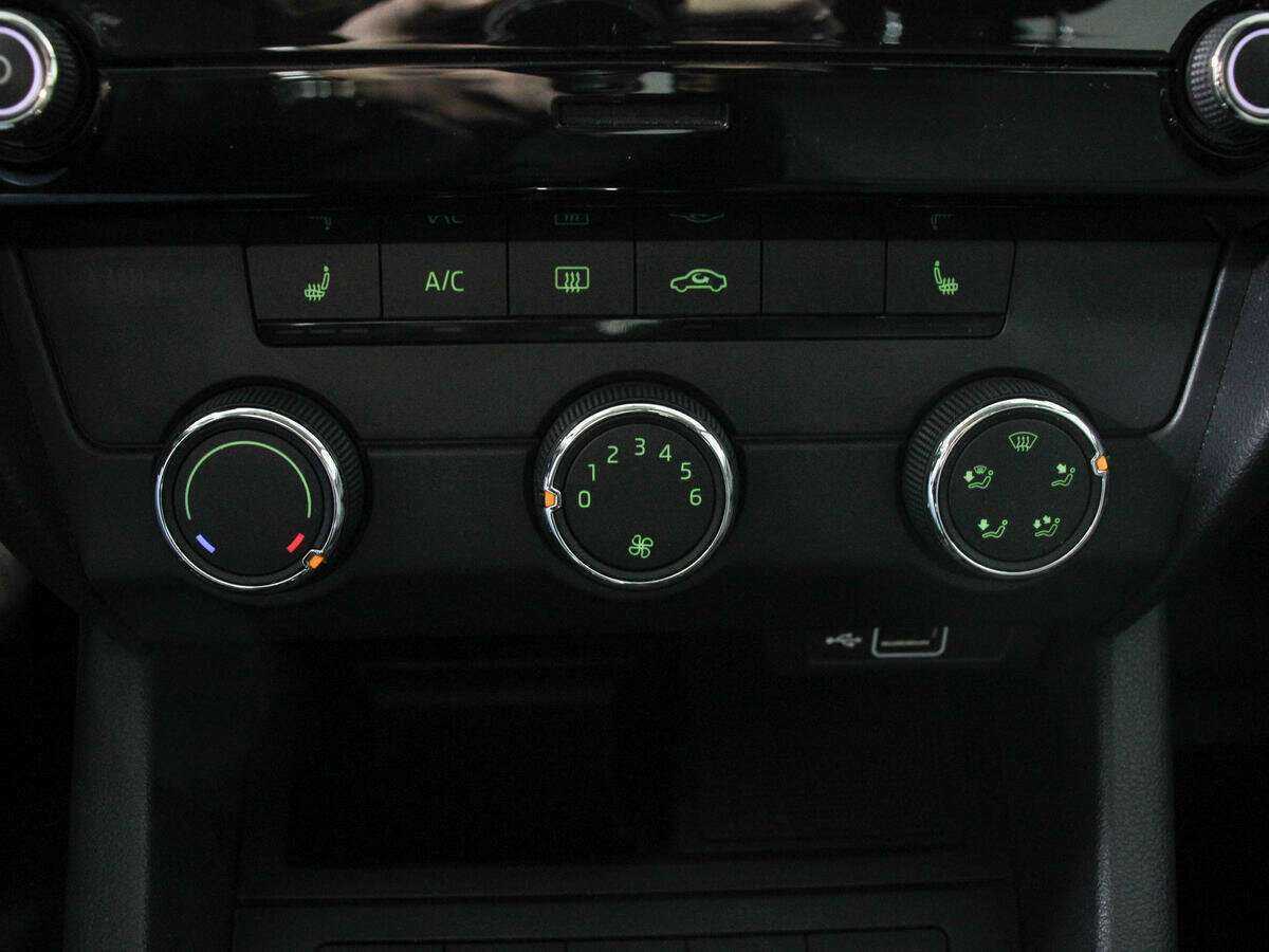 Купить Skoda Octavia, 2018, 99 205 км.. Фото: #13