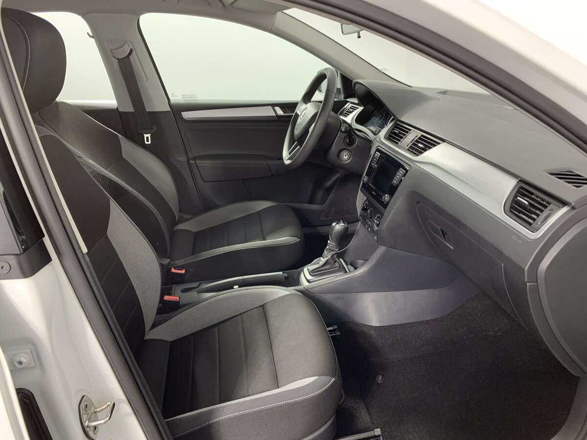 Купить Skoda Rapid, 2019, 64 811 км.. Фото: #12