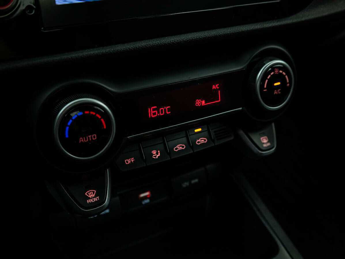 Купить Kia Rio, 2021, 83 292 км.. Фото: #11