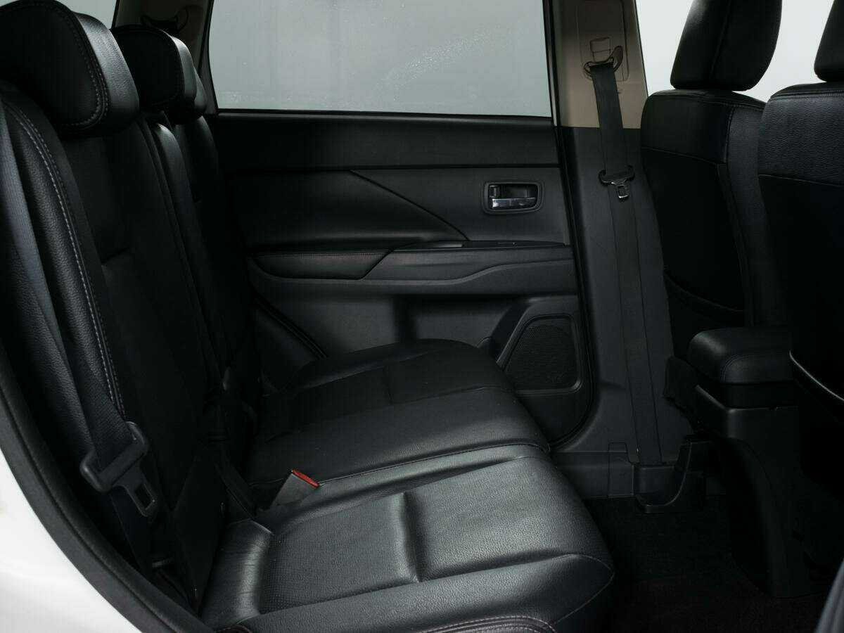 Купить Mitsubishi Outlander, 2012, 154 283 км.. Фото: #11