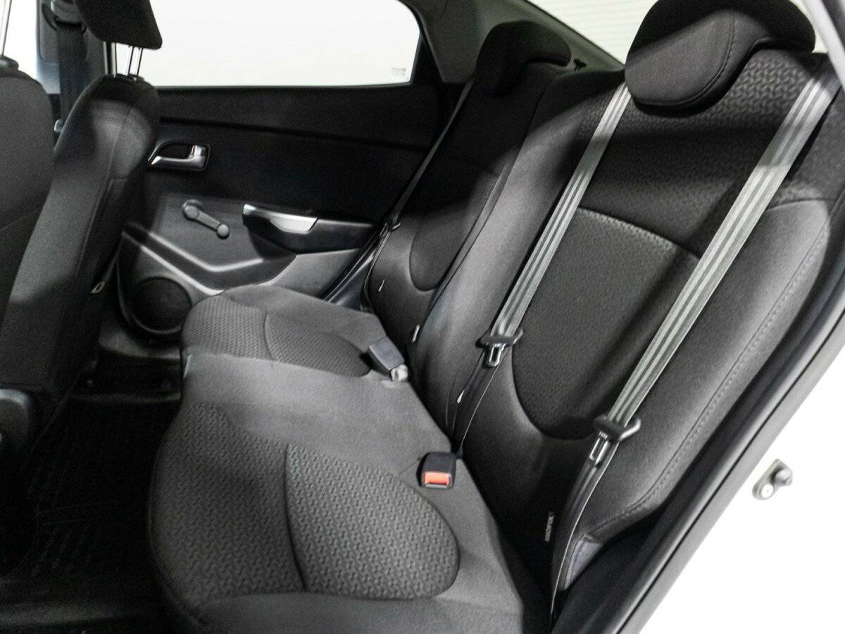 Купить Kia Rio, 2014, 153 713 км.. Фото: #9