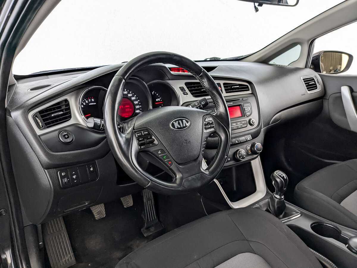 Купить Kia Ceed, 2014, 193 715 км.. Фото: #15