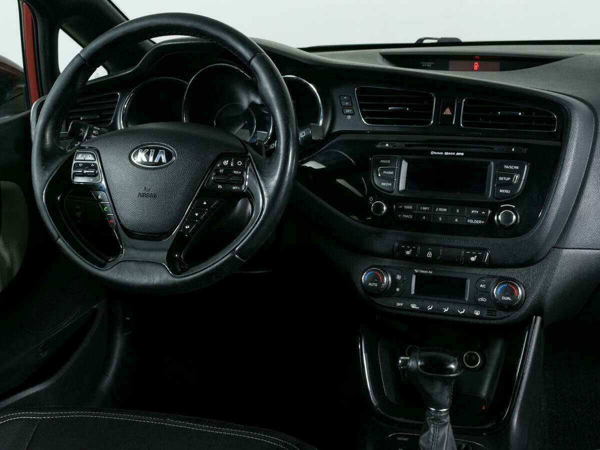 Купить Kia Ceed, 2013, 194 523 км.. Фото: #11