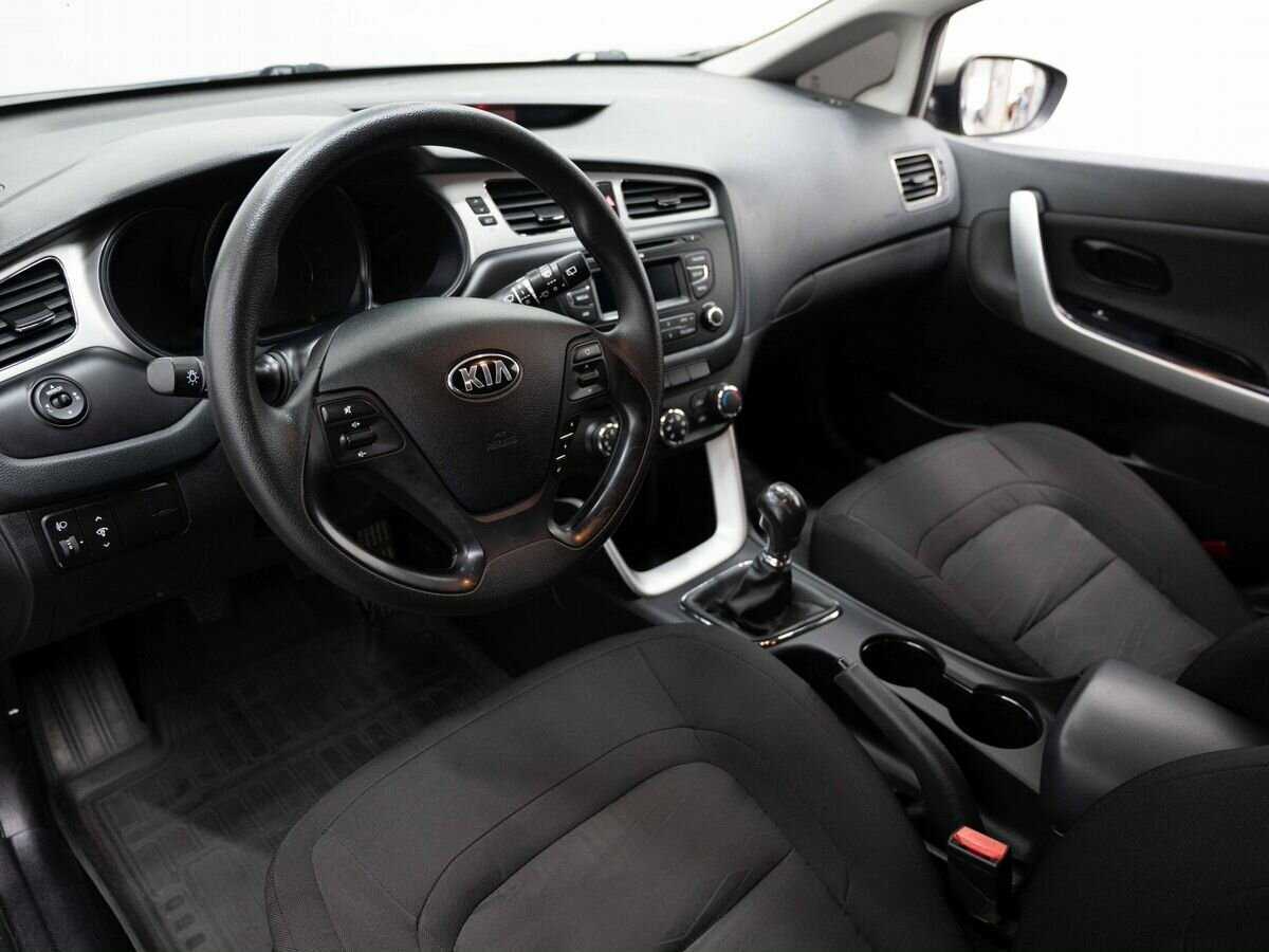Купить Kia Ceed, 2013, 130 000 км.. Фото: #6