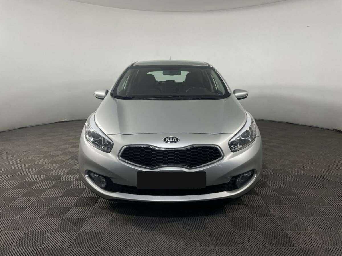 Купить Kia Ceed, 2015, 40 001 км.. Фото: #1
