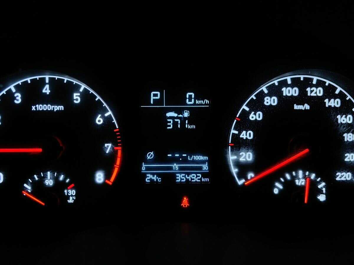 Купить Hyundai Solaris, 2017, 35 489 км.. Фото: #15