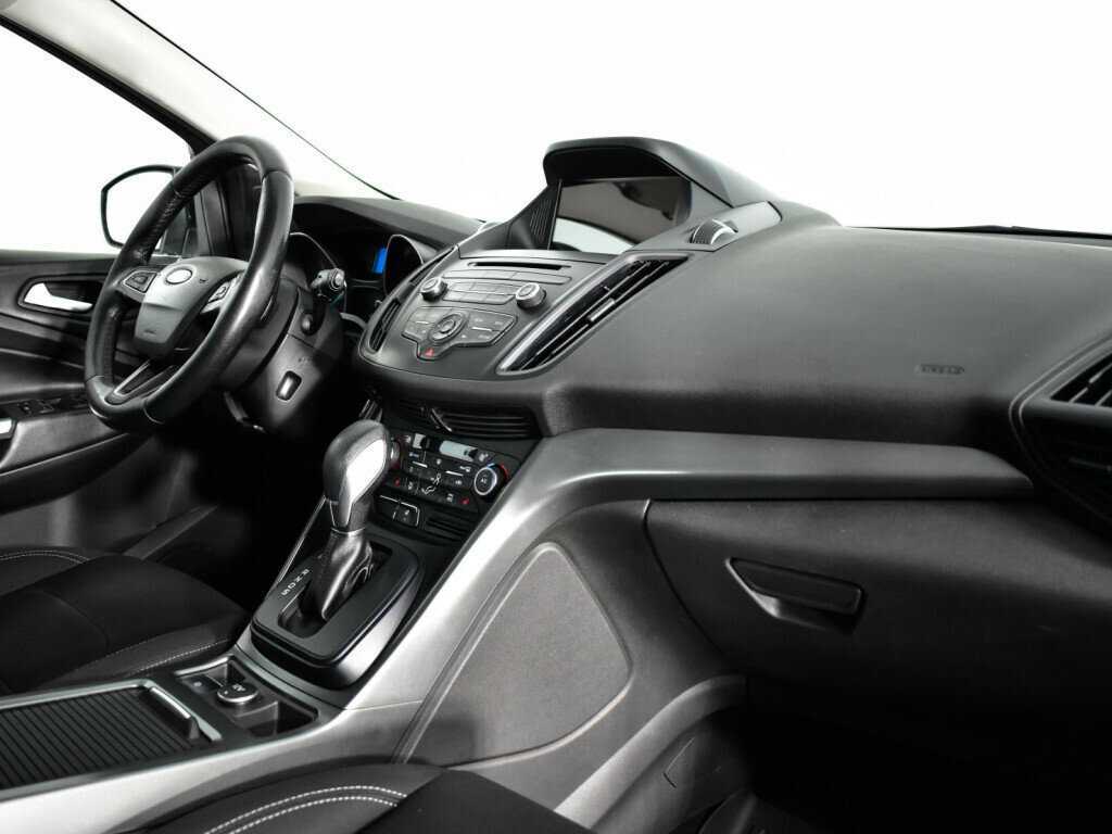 Купить Ford Kuga, 2017, 123 701 км.. Фото: #8
