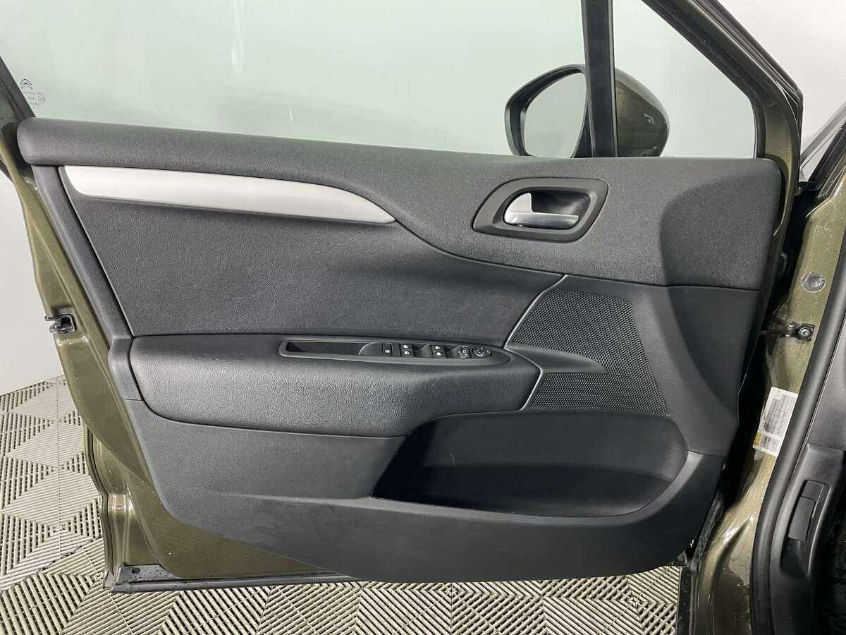 Купить Citroen C4, 2018, 55 796 км.. Фото: #7