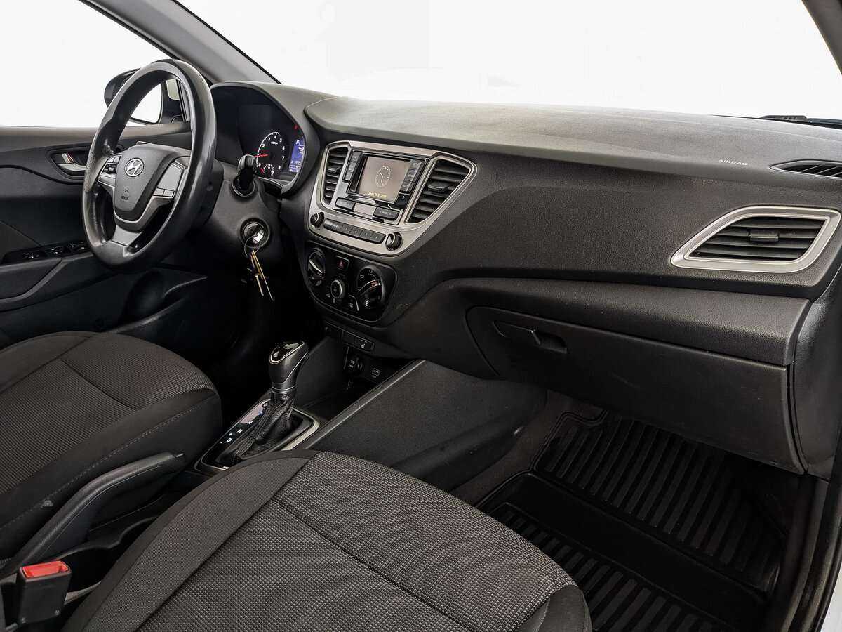 Купить Hyundai Solaris, 2019, 78 101 км.. Фото: #8
