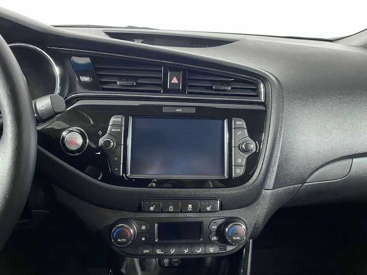 Купить Kia Ceed, 2018, 17 858 км.. Фото: #10