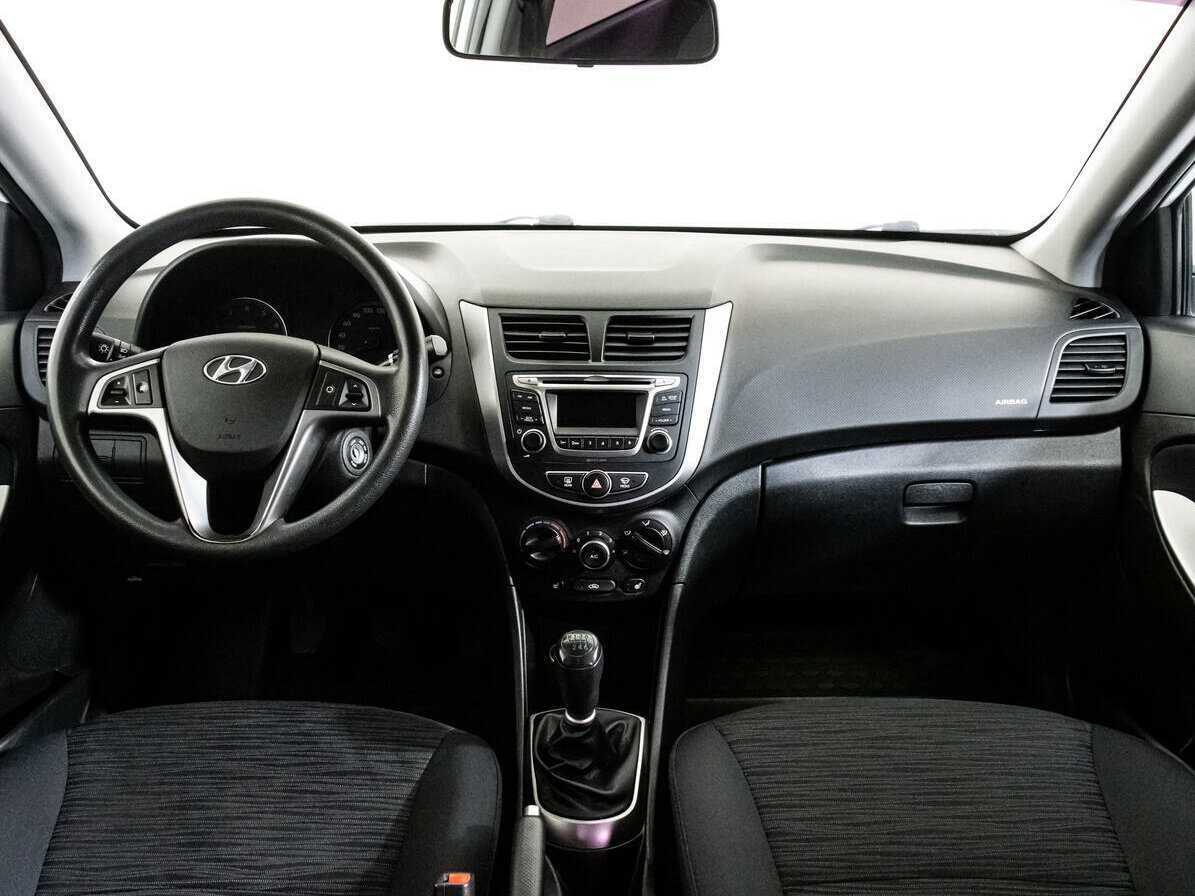 Купить Hyundai Solaris, 2015, 151 966 км.. Фото: #9