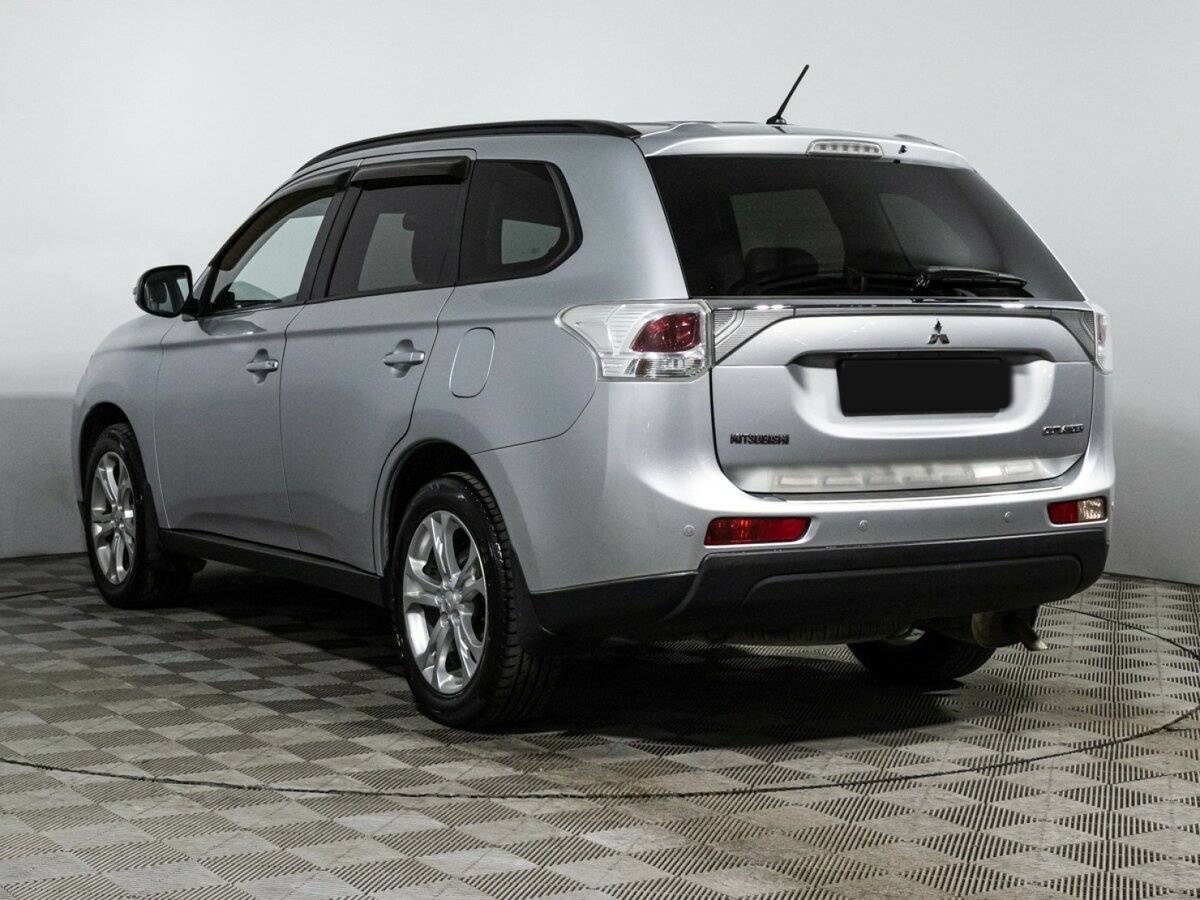 Купить Mitsubishi Outlander, 2013, 110 900 км.. Фото: #6