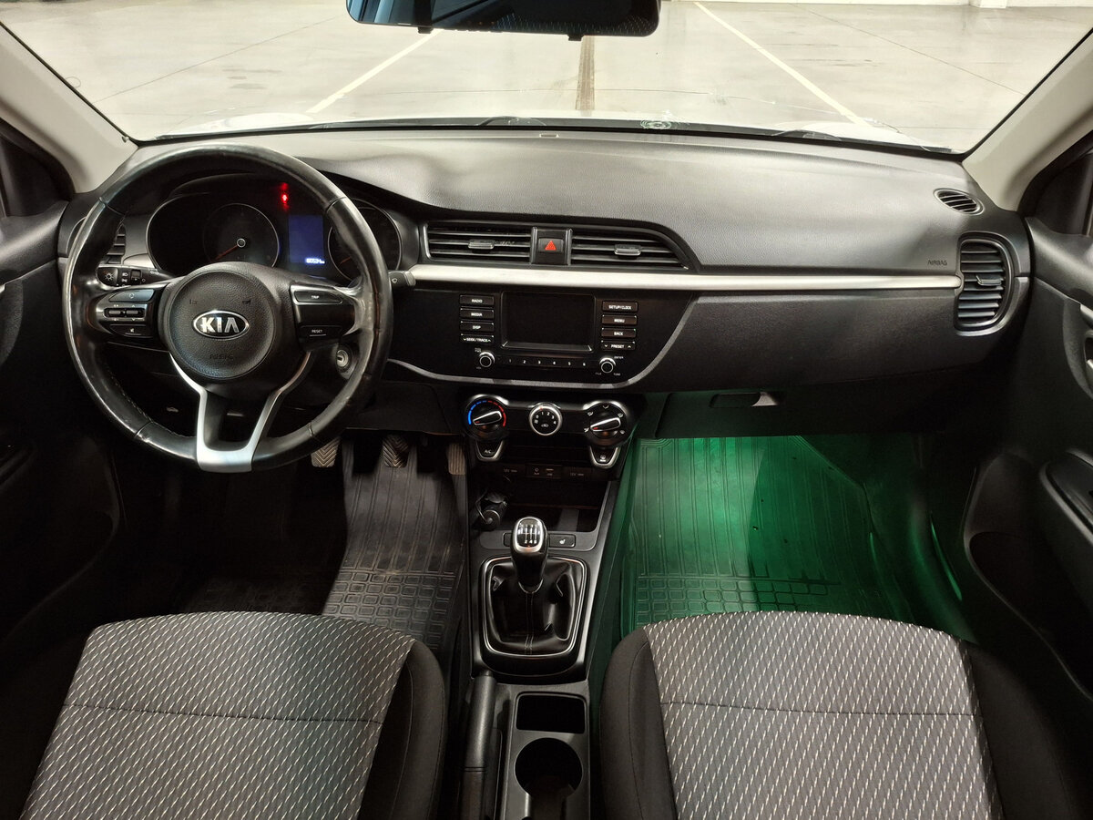 Купить Kia Rio, 2017, 180 535 км.. Фото: #13