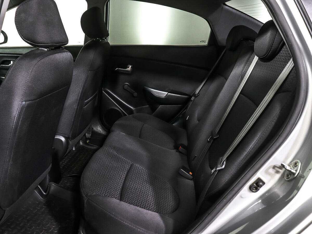 Купить Kia Rio, 2016, 66 181 км.. Фото: #8